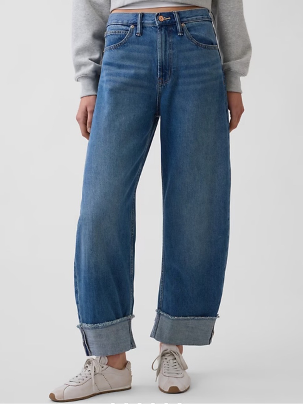 GAP High Rise Barrel Jean — Size 26 Regular